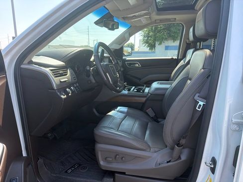 Used 2019 GMC Yukon Denali w/ Denali Ultimate Package AWD/4WD image 17