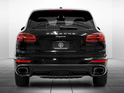 Used 2016 Porsche Cayenne AWD/4WD image 10