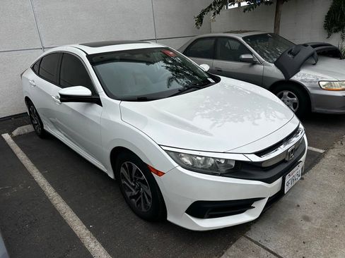Used 2016 Honda Civic EX image 7