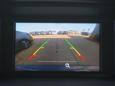 Used 2015 Ford Focus SE FWD image 12