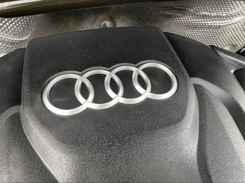 Used 2020 Audi Q5 2.0T Premium w/ Convenience Package AWD/4WD image 31