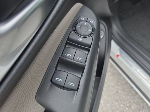 New 2026 Buick Envista Sport Touring FWD image 16