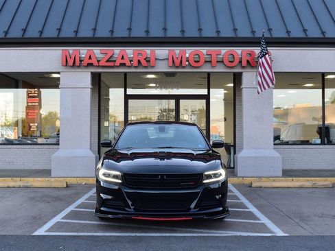 Used 2023 Dodge Charger SXT RWD image 7