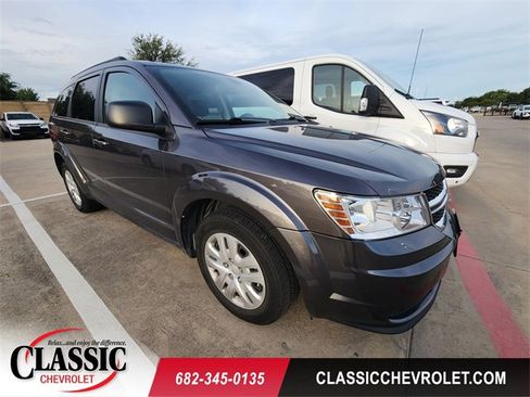 Used 2020 Dodge Journey SE w/ SE Popular Equipment Group FWD image 1