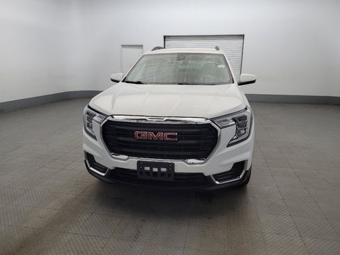Used 2023 GMC Terrain SLE w/ Driver Convenience Package image 15
