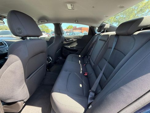 Used 2017 Chevrolet Malibu LT w/ Driver Confidence Package FWD image 25