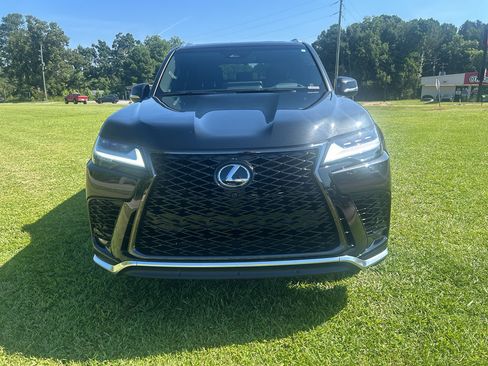 Used 2026 Lexus LX 600 F Sport AWD/4WD image 3