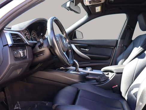 Used 2017 BMW 330i xDrive Sedan image 17