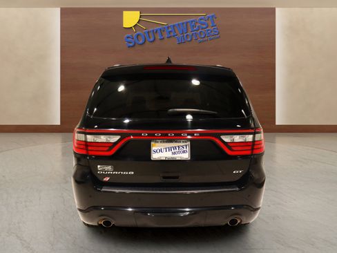 Used 2024 Dodge Durango GT image 3