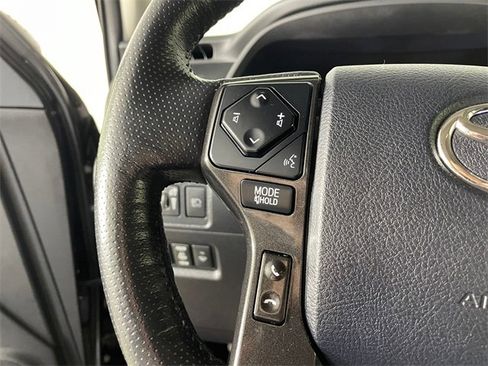 Used 2023 Toyota 4Runner TRD Off-Road Premium w/ Off Road Premium Plus Package image 11