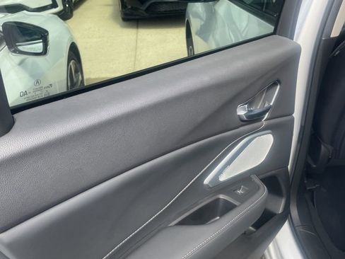 Used 2025 Acura RDX w/ Technology Package image 11