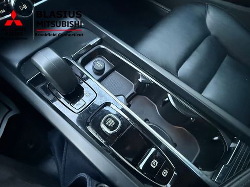 Used 2025 Volvo S60 B5 Core image 29