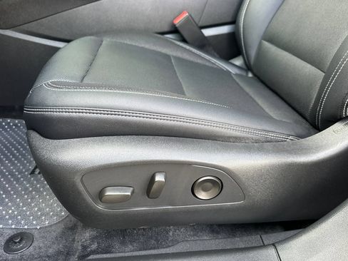 Used 2026 Chevrolet Blazer EV LT FWD image 13