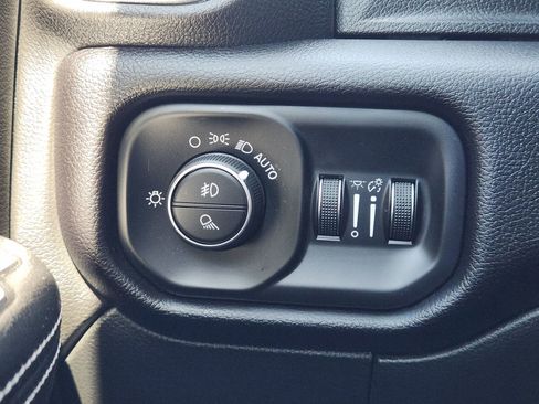 Used 2021 RAM 3500 Laramie image 22