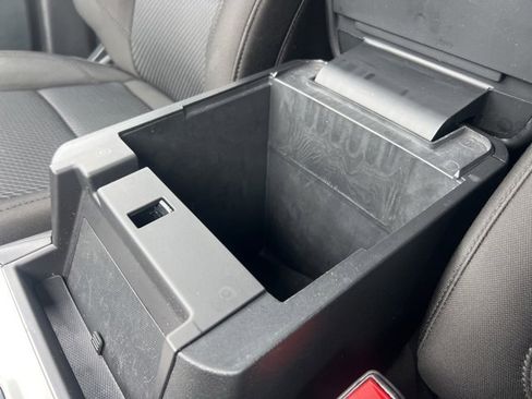 Certified 2023 Ford Explorer XLT w/ Class IV Trailer Tow Package image 16