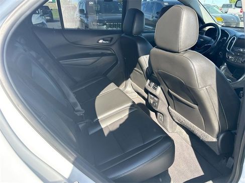 Used 2018 Chevrolet Equinox Premier image 21