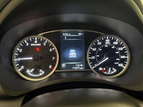 Used 2018 Nissan Sentra SR FWD image 39