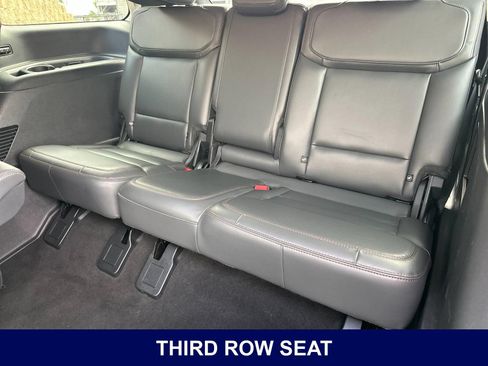 Used 2025 Ford Expedition Active AWD/4WD image 18