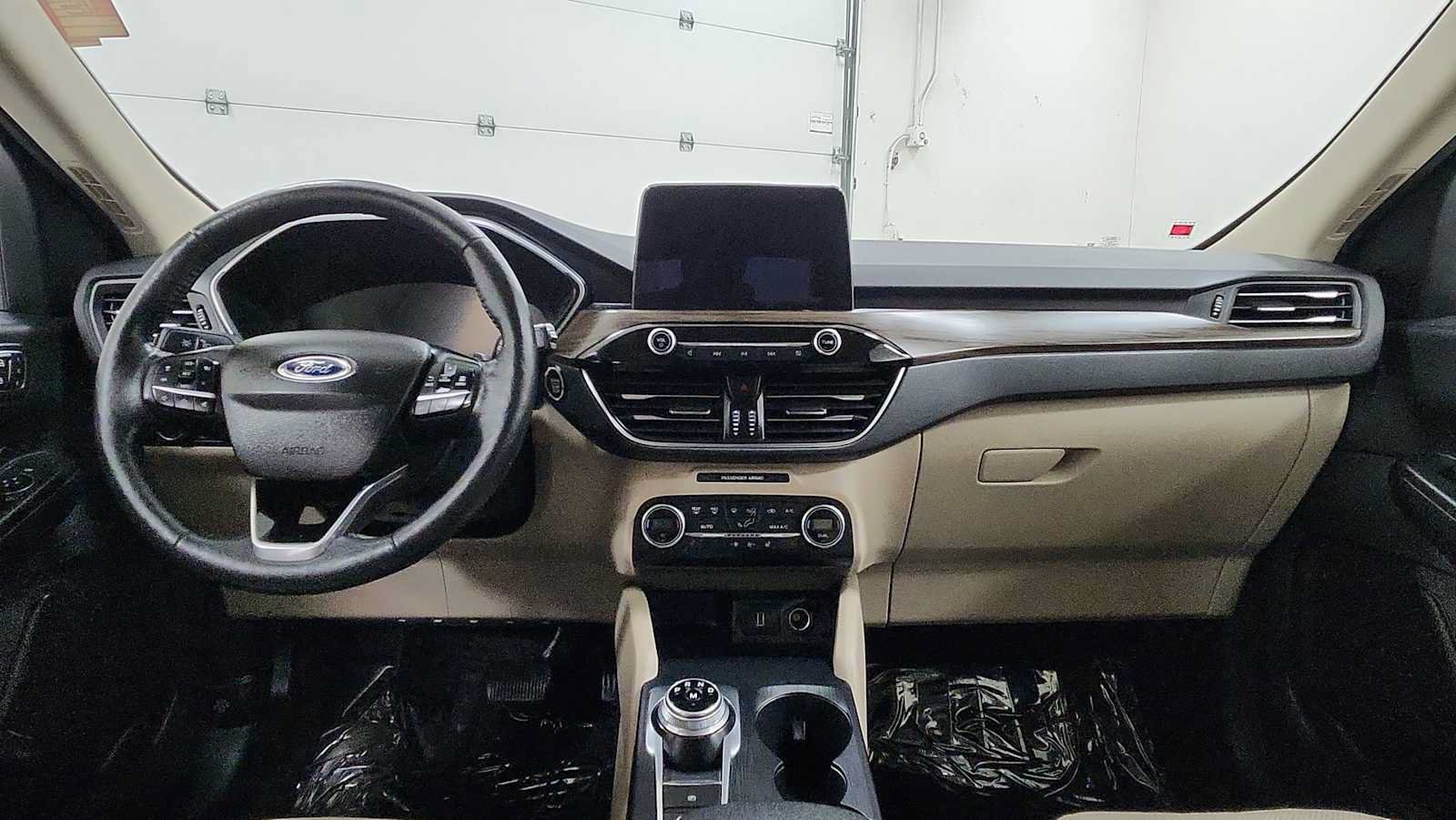 Used 2020 Ford Escape Titanium AWD/4WD image 26