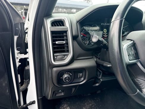 Used 2023 RAM 1500 Big Horn AWD/4WD image 10