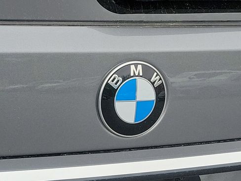 New 2025 BMW X7 xDrive40i w/ M Sport Package image 15