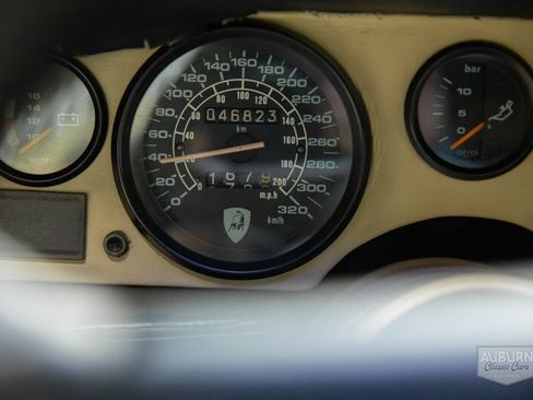 Used 1989 Lamborghini Countach Coupe RWD image 11