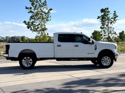 Used 2017 Ford F250 XLT AWD/4WD image 4