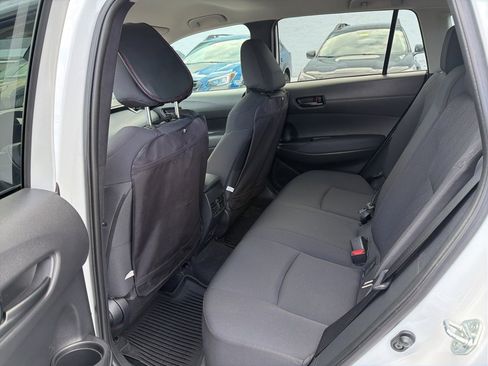 Used 2022 Toyota Corolla Cross LE image 7