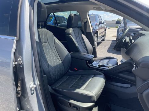 Used 2023 Buick Envision Avenir AWD/4WD image 29