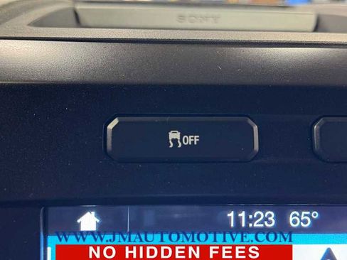 Used 2017 Ford F250 Lariat w/ Chrome Package image 33