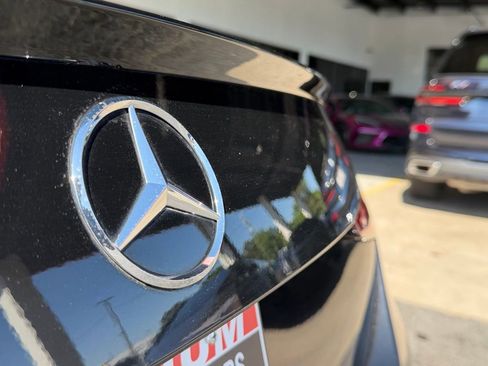 Used 2022 Mercedes-Benz C 300 Sedan image 10