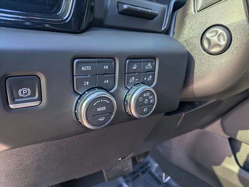 Used 2024 GMC Sierra 1500 AT4 w/ Technology Package image 15