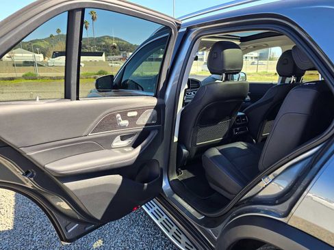 Used 2023 Mercedes-Benz GLE 450 4MATIC image 17