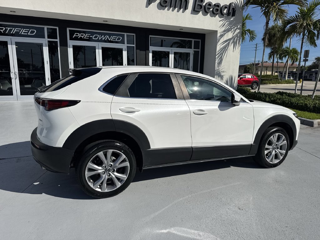 Used 2021 MAZDA CX-30 FWD 2.5 S w/ Select Package image 4