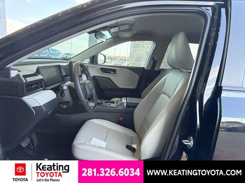 Used 2026 Toyota RAV4 XLE Premium AWD/4WD image 10