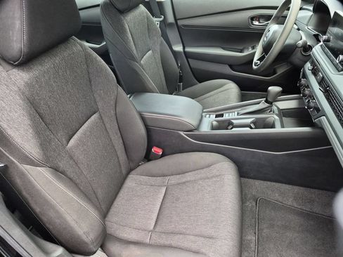 Used 2025 Honda Accord LX image 30