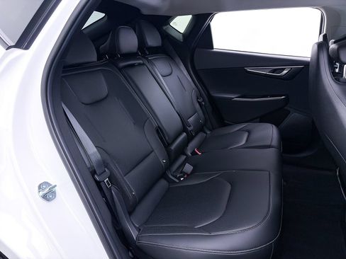 Used 2025 Kia EV6 Wind RWD image 37
