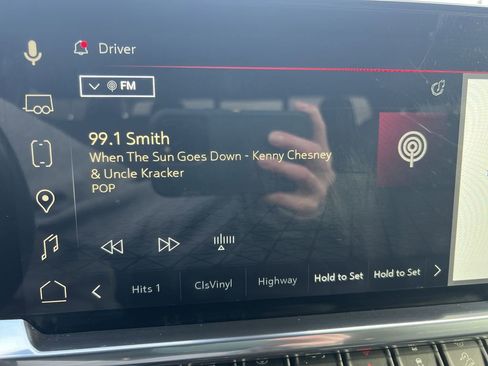 Certified 2023 GMC Sierra 1500 Elevation w/ Elevation Premium Package image 13