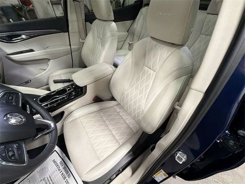 Used 2023 Buick Envision Avenir image 54