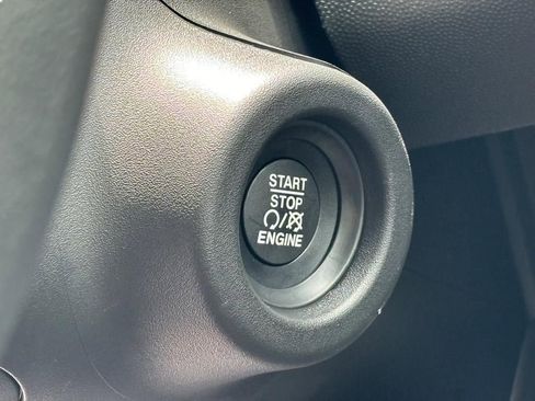 New 2024 RAM ProMaster 2500 w/ Storage Group image 17