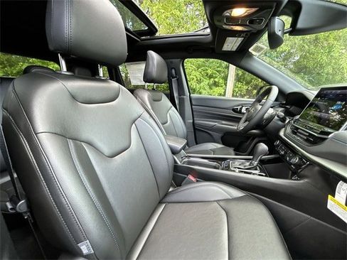 New 2025 Jeep Compass Limited w/ High Altitude Package image 15
