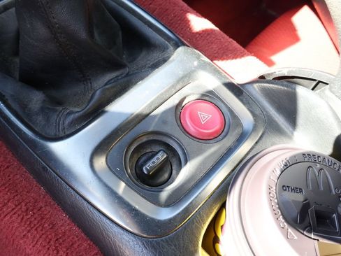 Used 2000 Honda S2000 image 27