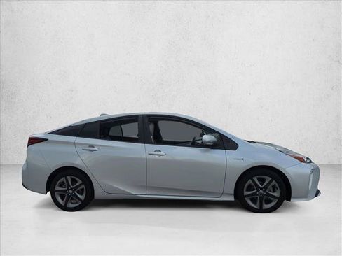 Certified 2022 Toyota Prius Limited FWD image 4