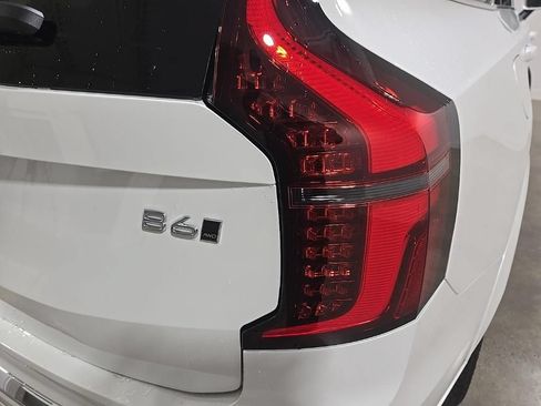 Used 2026 Volvo XC90 B6 Core w/ Protection Package AWD/4WD image 19