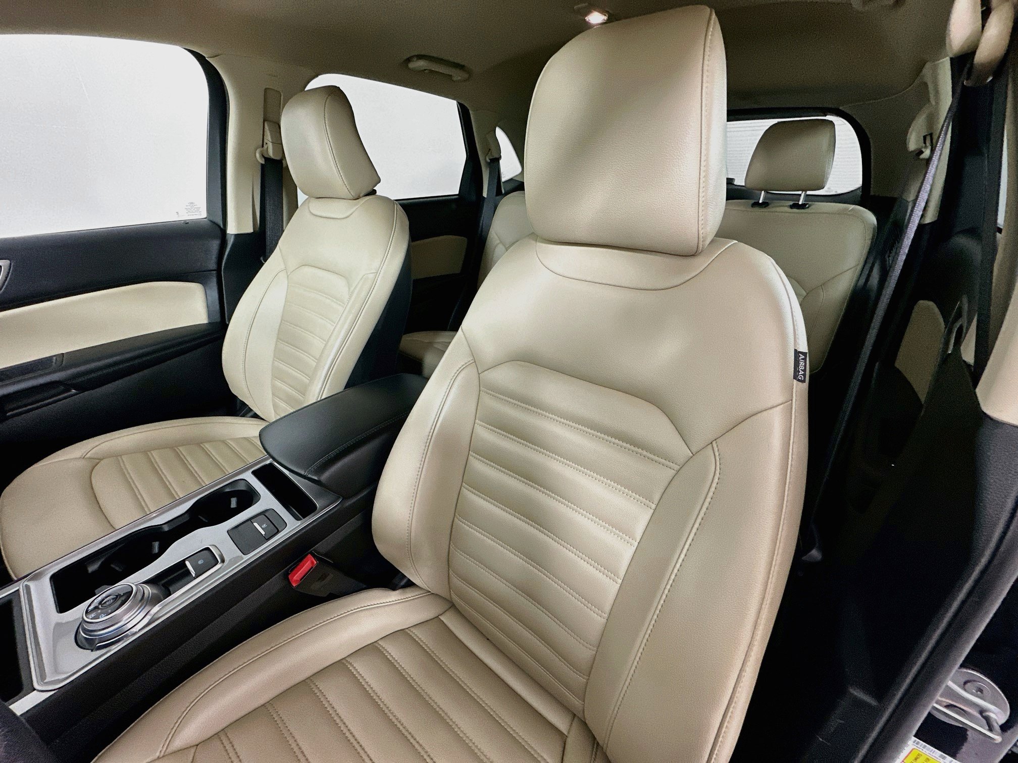 Used 2024 Ford Edge SEL AWD/4WD image 19