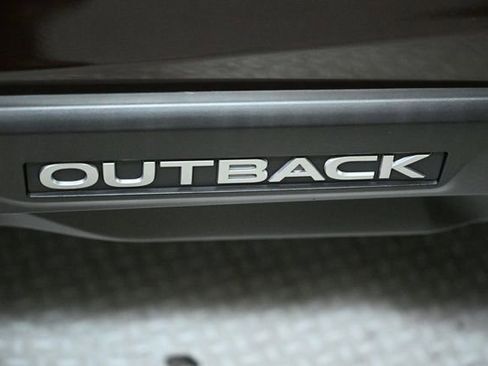 Used 2024 Subaru Outback Limited image 14