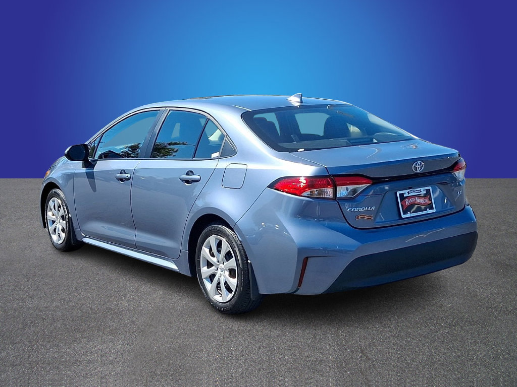 Used 2026 Toyota Corolla LE FWD image 6