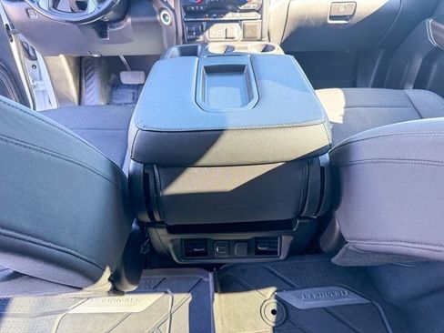 Used 2019 Chevrolet Silverado 1500 LT w/ All-Star Edition image 27