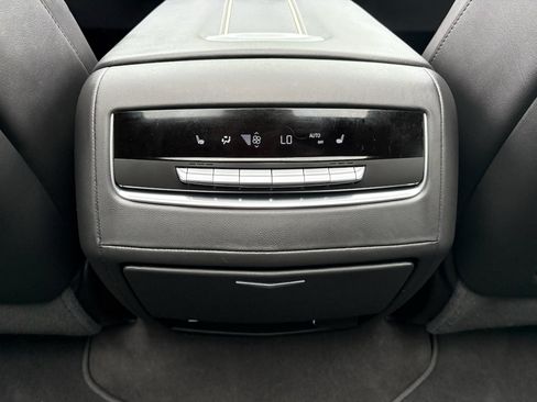 Certified 2023 Cadillac Escalade ESV Sport AWD/4WD image 27