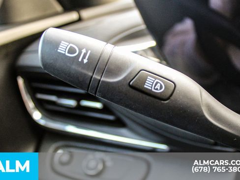 Used 2025 Buick Envista Preferred image 29